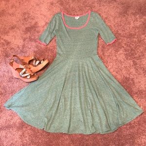 💚 Lularoe Green Nicole Dress Medium 💚